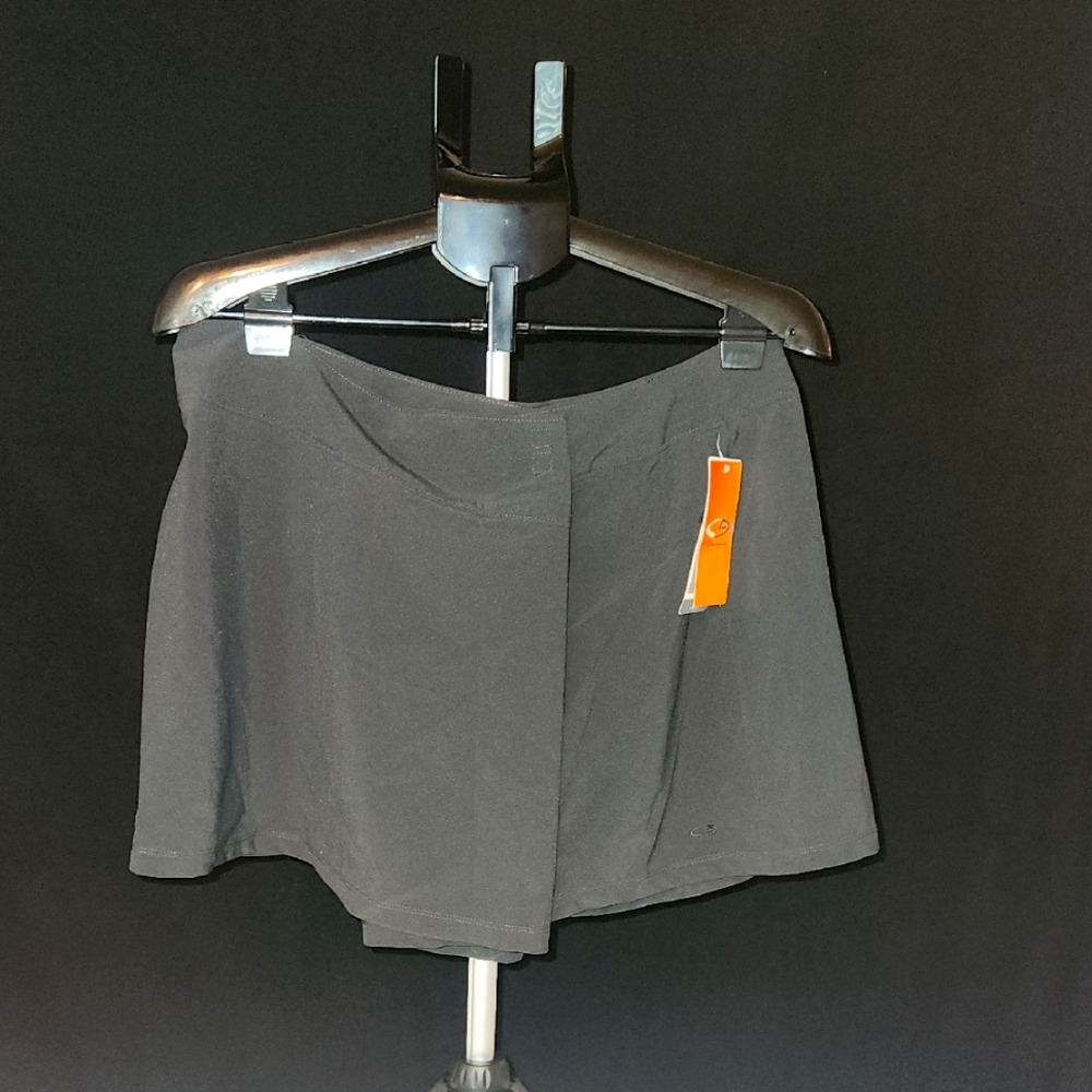 NWT - Champion - Women's Athletic Skort - Black - Sz L